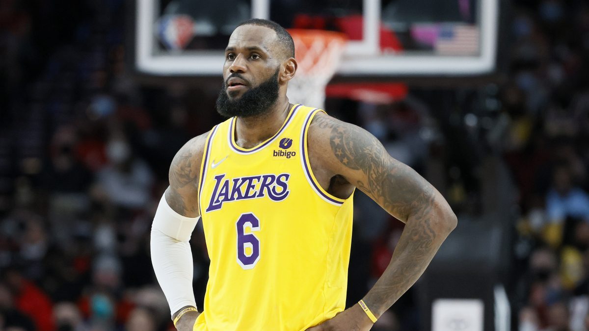 2022-23 Los Angeles Lakers LeBron James #6 Jersey Change Number