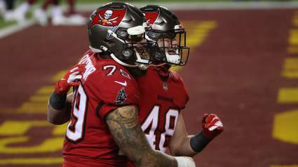 Former Bucs Pass Rusher Shares Heartfelt Message on Retirement