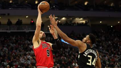 Bulls Coach Defends Embattled Big Man on Mental Toughness