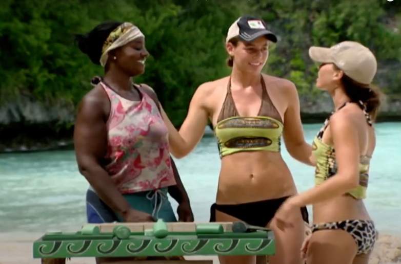 Cirie Fields Amanda Kimmel and Parvati Shallow in Survivor Micronesia
