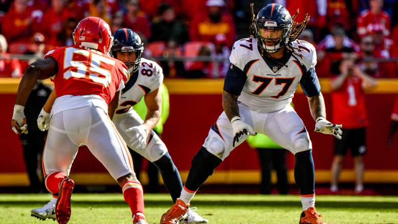 Broncos Reunite With Offensive Tackle Billy Turner