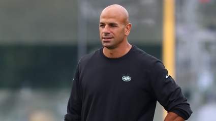 Jets Encouraged to Sign Retired 4-Time Super Bowl Champion