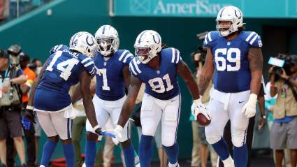 Colts Re-Sign Veteran to Fill Offensive Hole: Report