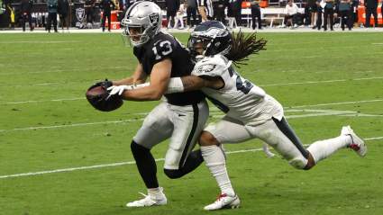 Exclusive: ‘Hunter Renfrow Type’ & TE Teammate Spoke With the Eagles