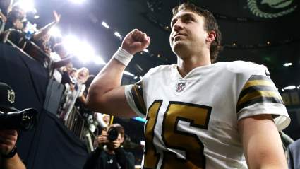 Bears Sign Ex-Saints QB to 2-Year Deal