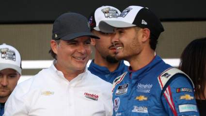 Jeff Gordon Sets Return to FOX Sports Booth