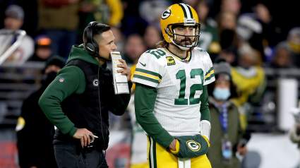 Longest-Tenured Bears Player Signing With Packers: Report