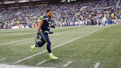 Seahawks Teammates Said Russell Wilson ‘Checked out’ Last Season: Report
