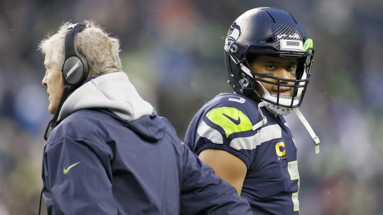 Russell Wilson Is Trying To Recruit Bobby Wagner To Join Him With Denver  Broncos - Daily Snark