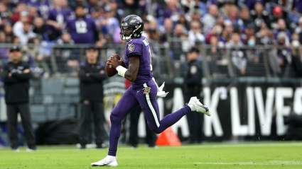 Ravens Tender 6 Exclusive Rights Free Agents, Re-Sign Defensive Tackle
