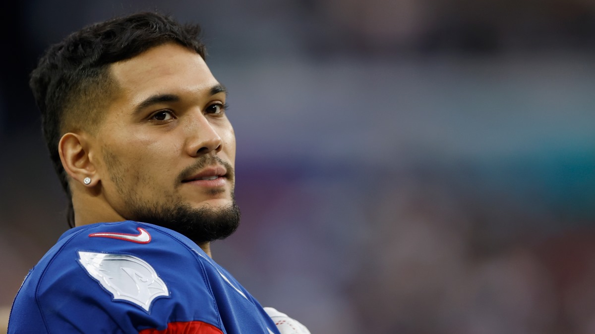 Ex-Steelers RB James Conner Re-Signs With Cardinals