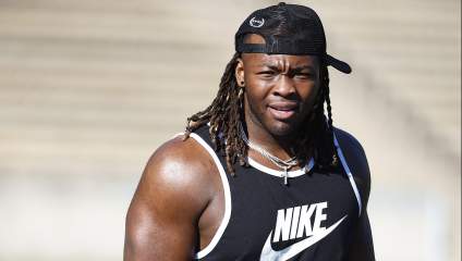 Bears Signing Potential Akiem Hicks Replacement to Huge Deal: Report