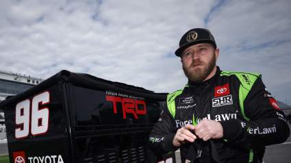 Jeffrey Earnhardt Joins New Team for Phoenix Race