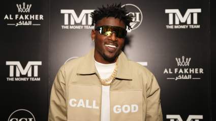 Ex-Steelers, Bucs WR Antonio Brown to Perform at Rolling Loud
