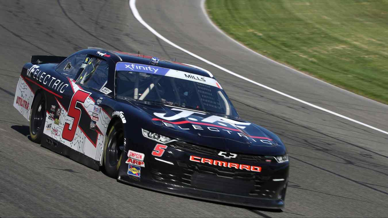 bj-mcleod-motorsports-names-new-driver-for-phoenix-race