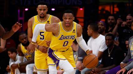 Proposed Offseason Star Swap Gets Lakers off 2 Bad Contracts