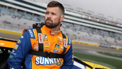 Mechanical Issues Disrupt Ricky Stenhouse Jr.’s Qualifying Effort
