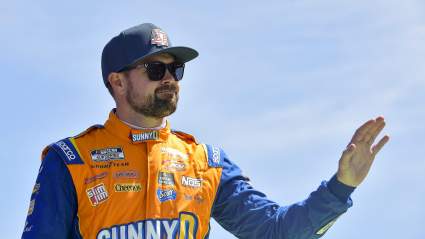Ricky Stenhouse Jr. Adds New Partner for Dover Race