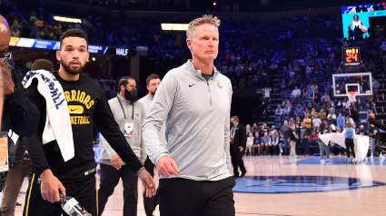 Warriors HC Steve Kerr Ejected Following Tirade in Memphis: WATCH