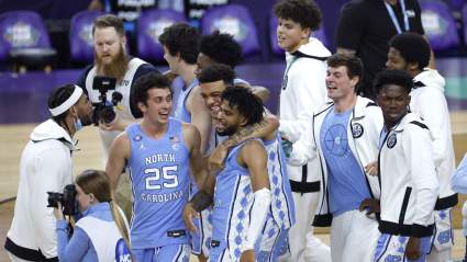 Bet $5, Win $150 Whether Your Team Wins or Loses During March Madness