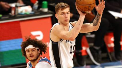 Knicks Cut Injury-Plagued Big Man, Add 22-Year-Old Wing