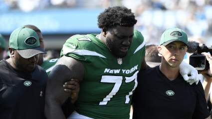Joe Douglas Reveals Jets’ Expectations for Mekhi Becton in 2022
