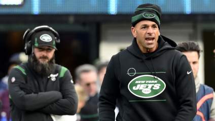 Jets HC Robert Saleh Willing to ‘Bare-Knuckle’ Box Over No. 4 Pick