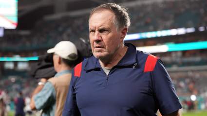 Ex-Patriots QB Signs 1-Year Deal With AFC Rival: Report
