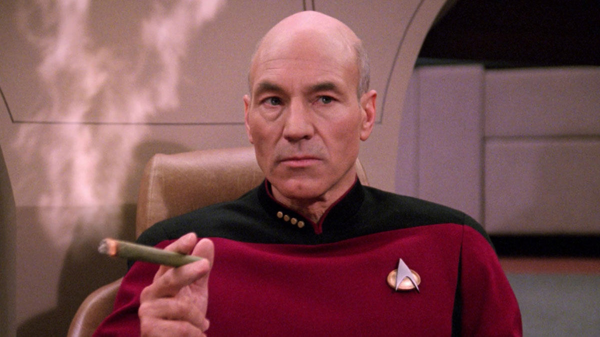 Can Captains Smoke? New Controversy Erupts on 'Star Trek: Picard' | Heavy.com