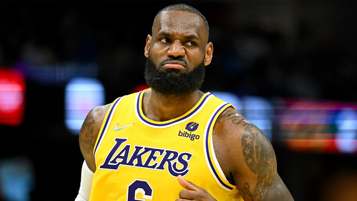 Wild LeBron James Proposal Sends Lakers Star to Sixers in 4-Player  Blockbuster