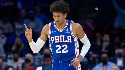 Sixers Urged to Replace Fan-Favorite Starter for Playoff Push