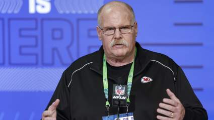 Expert Predicts Chiefs First-Round Blockbuster With Division Rival