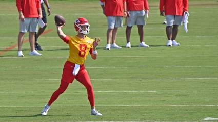 Former Broncos QB Signs With Chiefs: Report