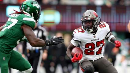 Jets, Bucs Proposed Trade Delivers C.J. Mosley Successor in Draft