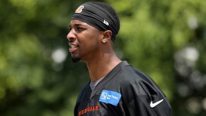 Broncos Sign Ex-Bengals CB: Report