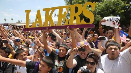 Fans Celebrate Lakers Finally Getting off Former All-Star’s Horrific Contract
