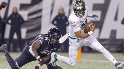 Next Michael Vick? Eagles Looking at Explosive South Dakota State QB