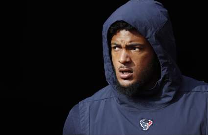 Bears Sign 3 Free Agents, Including Massive OL & Ex-Packers WR