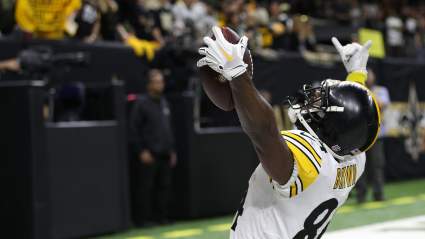 Floyd Mayweather Makes $20M Pitch to NFL Teams for ‘Misunderstood’ Antonio Brown