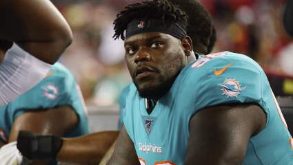 Falcons Host Ex-Dolphins DT: Report