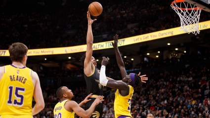 Lakers ‘Should Rip up’ Young Player’s Contract & Offer New Deal: Insider