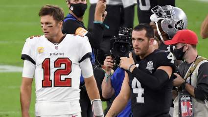 Derek Carr Reveals Message Tom Brady Sent After Josh McDaniels Hiring