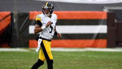 Cleveland Browns Sign Former Pittsburgh Steelers’ QB