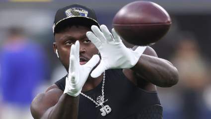 Falcons Part With 3 Draft Picks for Pro Bowl WR in Trade Proposal
