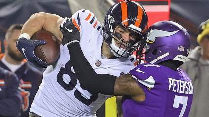 Bears TE Shows Up for Team Workouts Ridiculously Jacked: LOOK