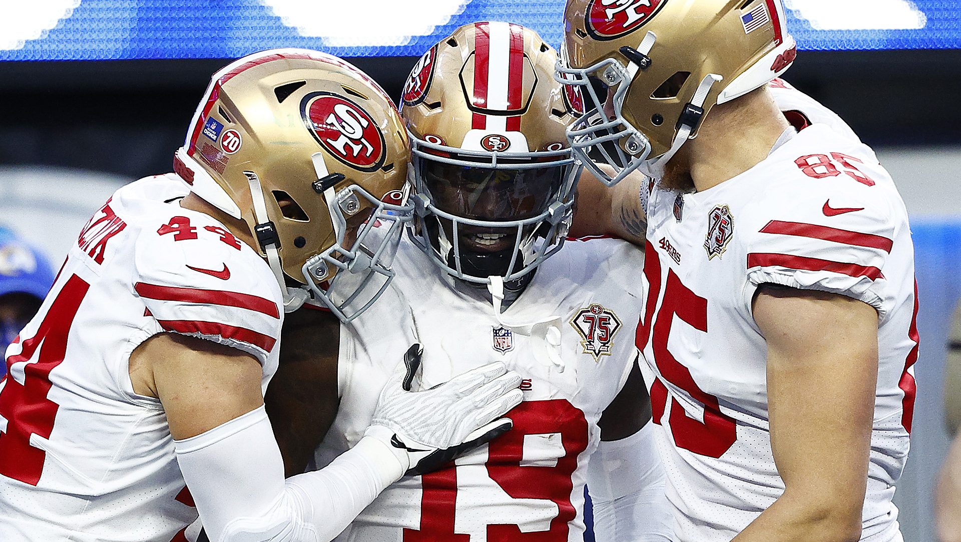 NFL Trade rumors: Bookmakers imply 49ers WR Deebo Samuel has a 71% chance  of saying with the Niners - Niners Nation