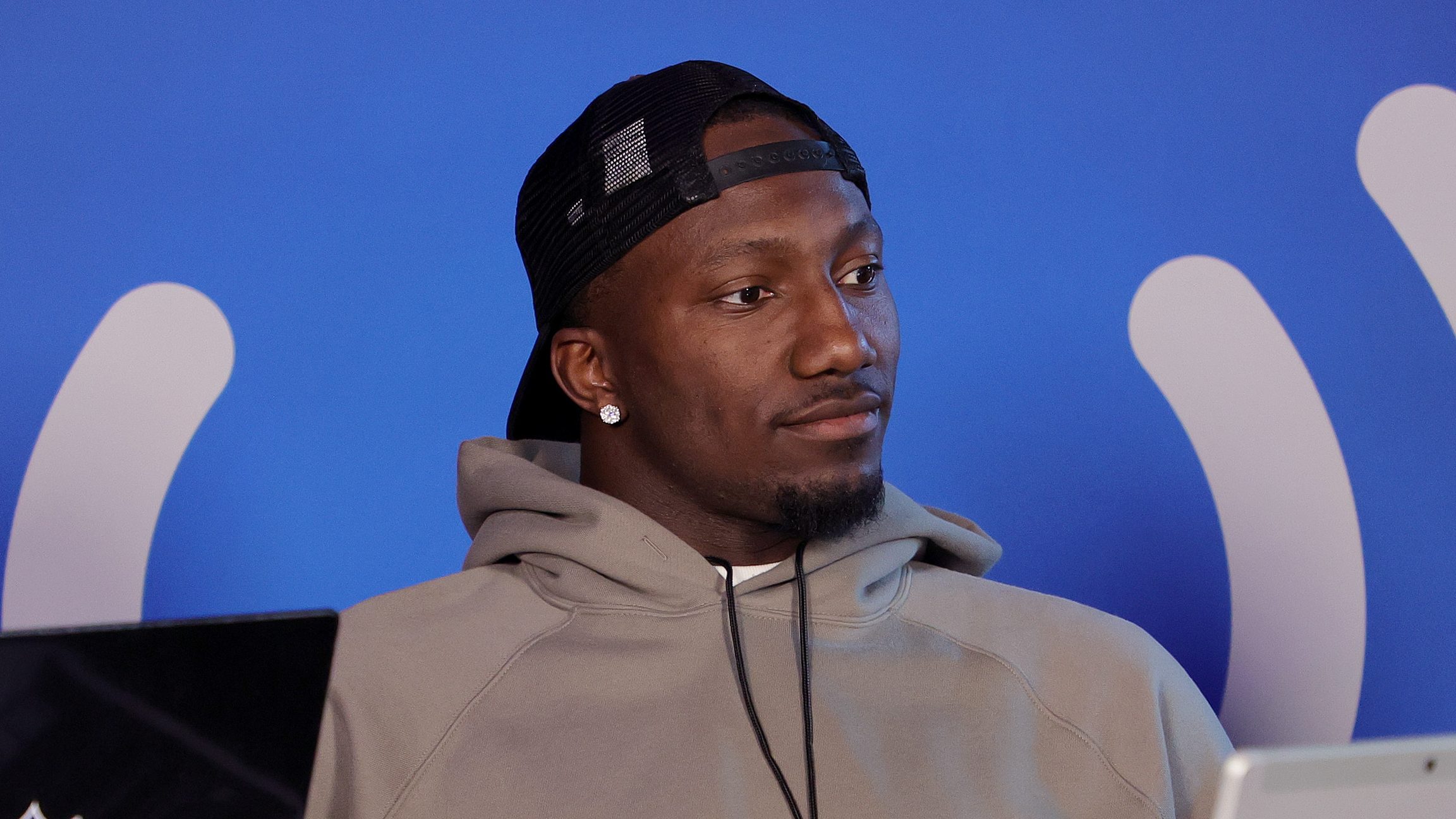 Jets planning 'massive' trade package for 49ers' Deebo Samuel, NFL insider  says