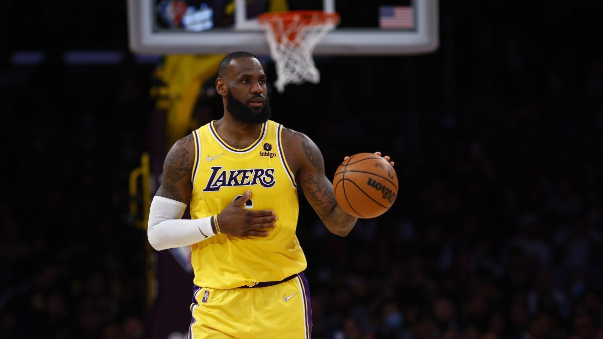 Lakers Rumors: LA Urged To Make 3 Vital Moves To Win Another Title With ...