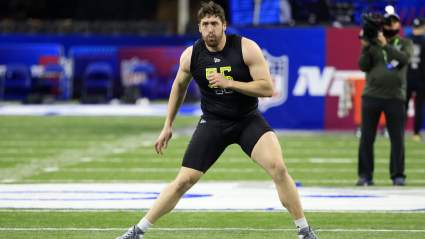 Bears Linked to Massive, ‘Skyscraping’ Lineman: Report