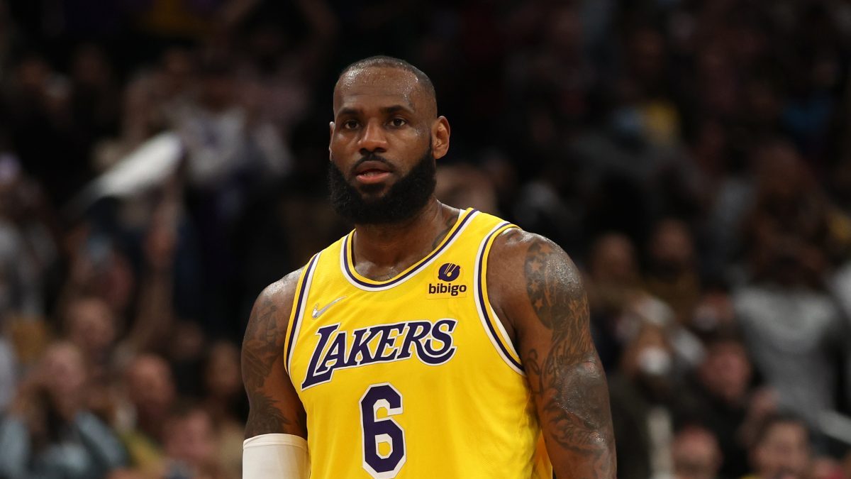 Trade LeBron James? L.A. Lakers technically can, but here's why they really  can't 